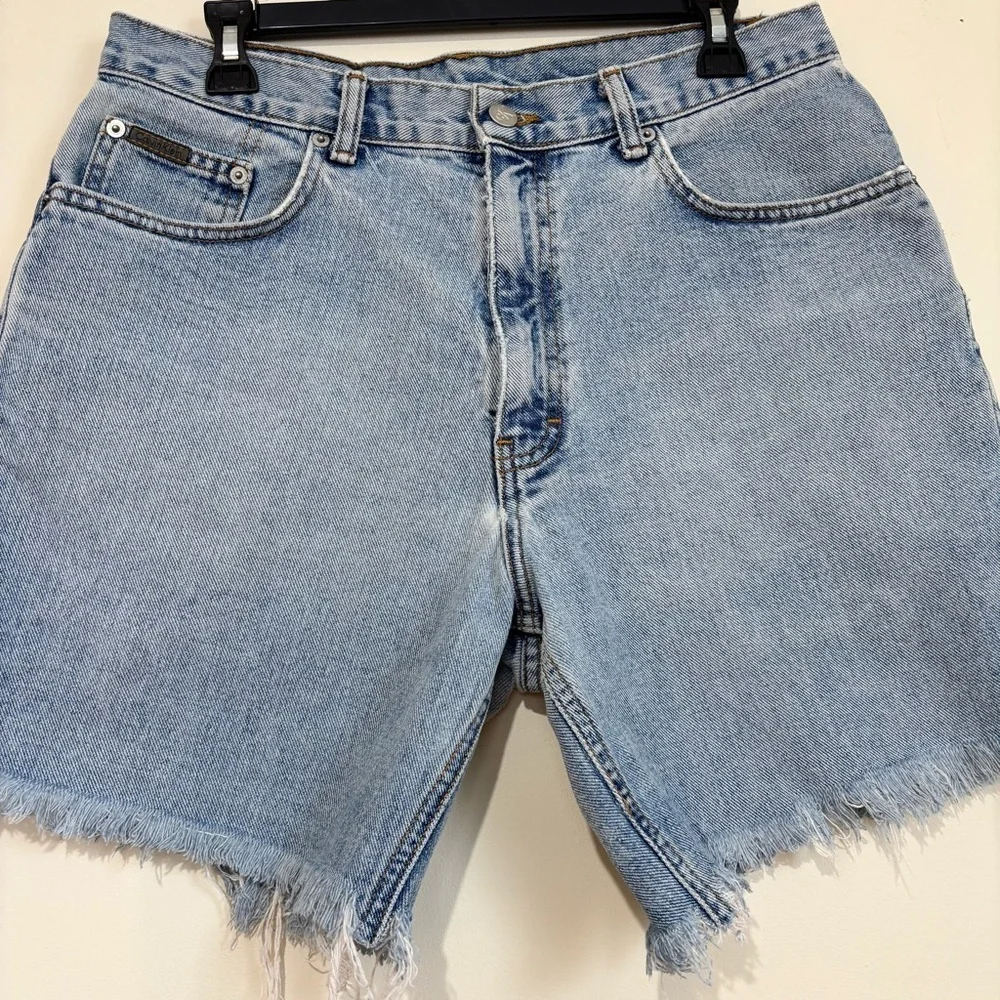CALVIN KLEIN Vintage USA Western Men's 33 Cut-Off Light Blue Denim Jean Shorts